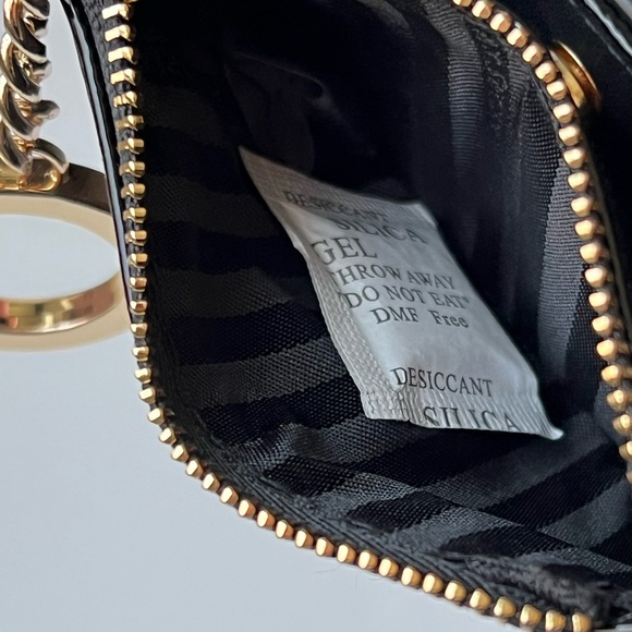 Victoria’s Secret Black Chevron Quilted Foldover Card Case ~ NWT & Bag - Picture 11 of 16